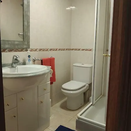 Piso De 4 Dormitorios A Pie De La Playa Levante